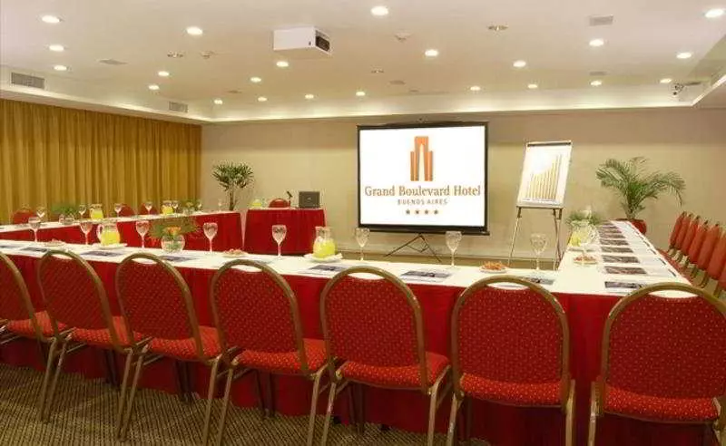 Fotos del hotel Howard Johnson By Wyndham 9 De Julio Avenue:  7