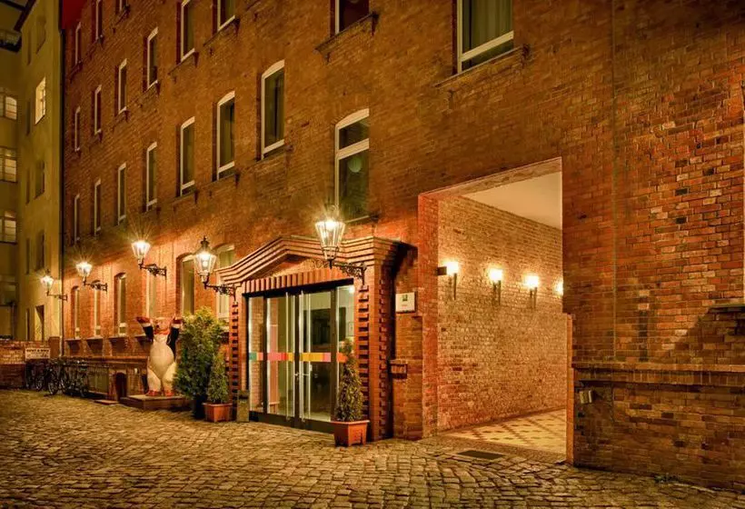 Fotos del hotel Ibis Styles Berlin City Ost:  9