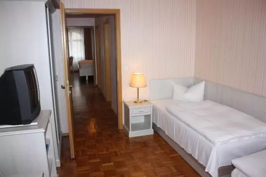 Fotos del hotel 1a-Park Hotel Berlin Schloss Kaulsdorf :  7