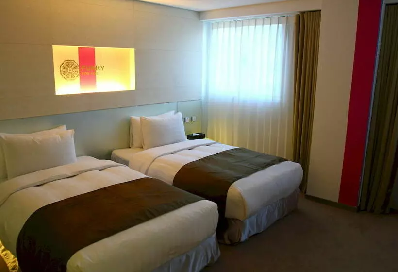 Fotos del hotel Green World Mai  Zhongshan:  14