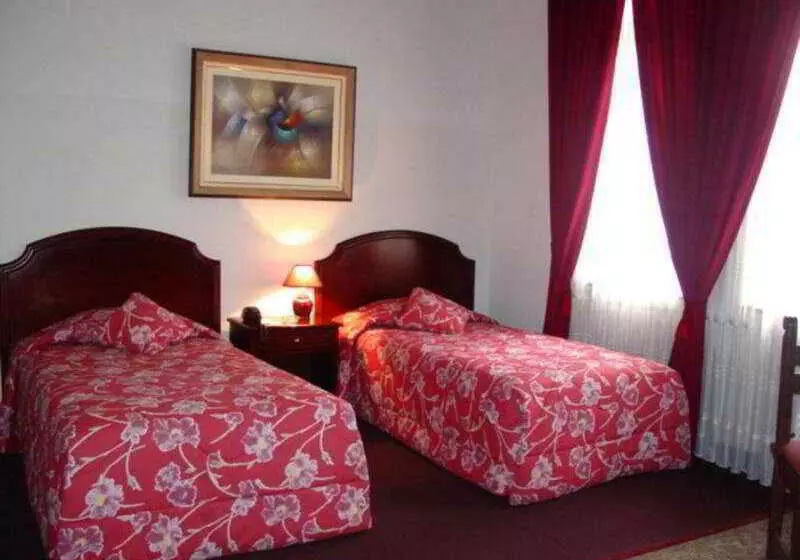 Fotos del hotel The Clifford Hotel:  7