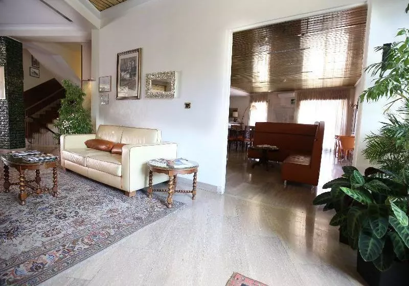 Fotos del hotel Derby:  13