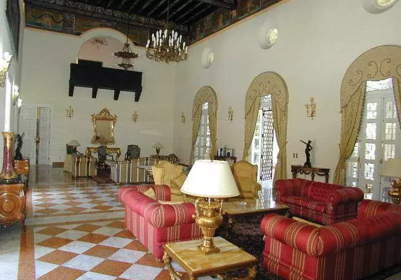 Fotos del hotel La Mansión:  3