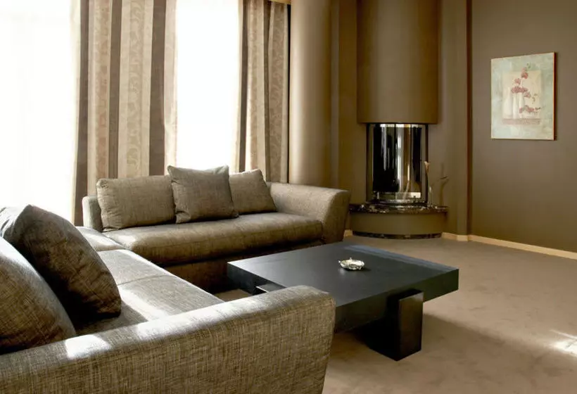 Fotos del hotel Royal Square  & Suites:  9