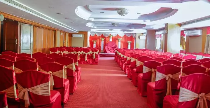 Fotos del hotel Aj International:  12