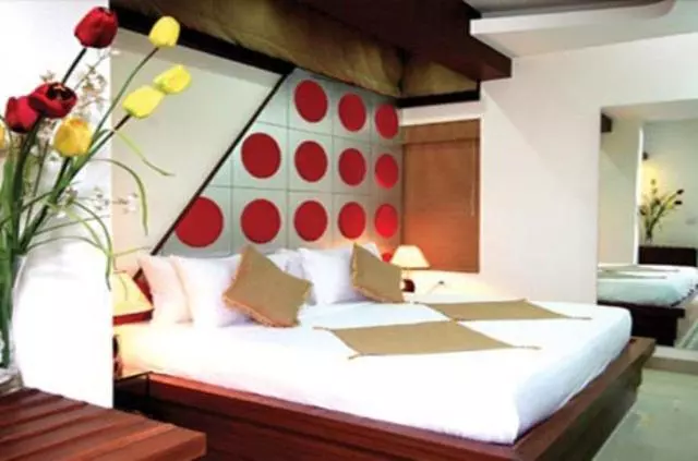 Fotos del hotel Krishinton Suites:  2