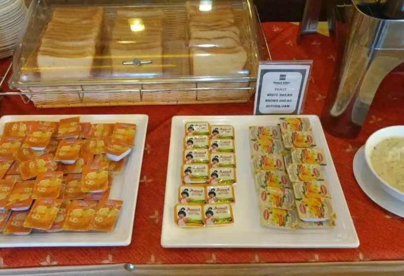 Fotos del hotel Niky International:  5