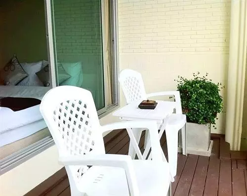 Fotos del hotel Sakul House:  4