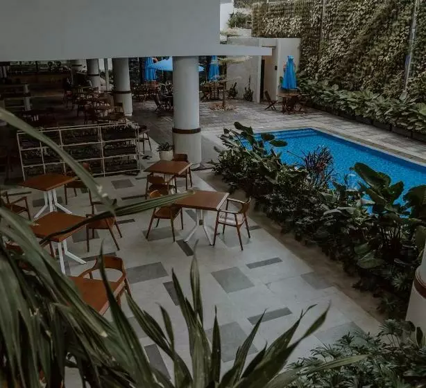Fotos del hotel Rayz Umm  Malang:  19