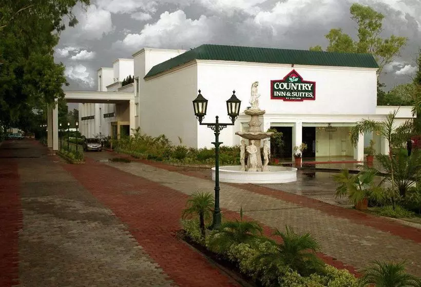 Fotos del hotel Country Inn & Suites By Radisson, Delhi Satbari:  8