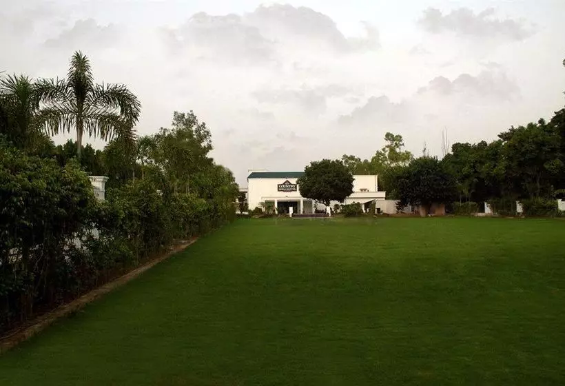 Fotos del hotel Country Inn & Suites By Radisson, Delhi Satbari:  5