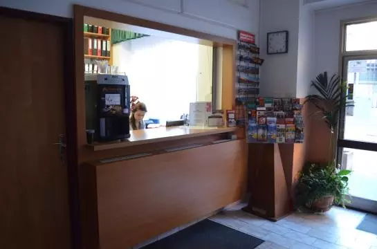 Fotos del hotel Inturprag:  15