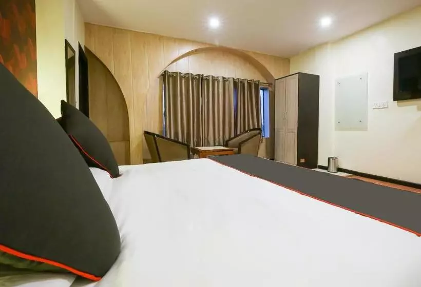 Fotos del hotel Collection O 50200 Presidency Inn Hazratganj:  6