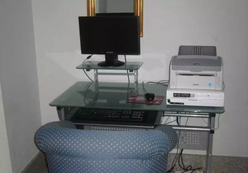 Fotos del hotel Santiago:  5