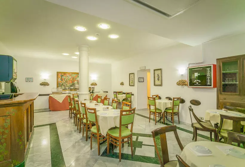 Fotos del hotel Curtatone:  3