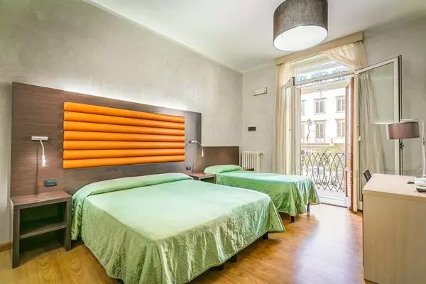 Fotos del hotel Curtatone:  16