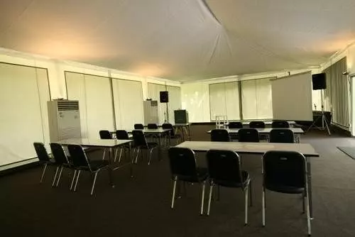 Fotos del hotel Khao Kheow Estate Camping Resort & Safari:  3