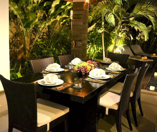 Fotos del hotel Villa Adhyatma:  4