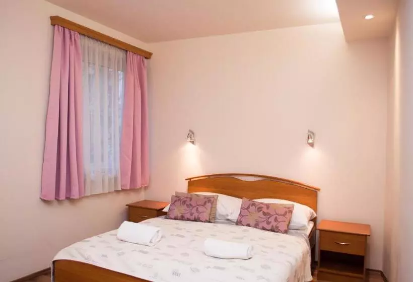 Fotos del hotel City  Szeged:  13