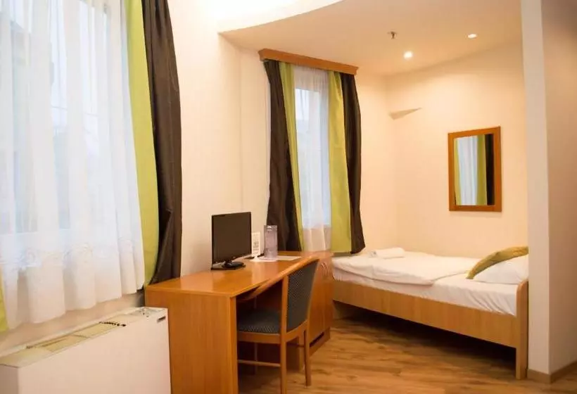 Fotos del hotel City  Szeged:  9