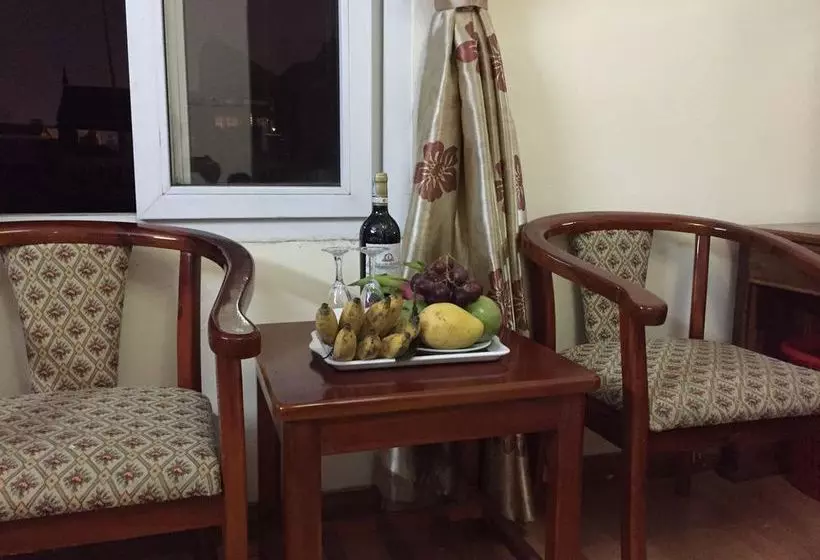 Fotos del hotel Sunflower  & Travel:  3