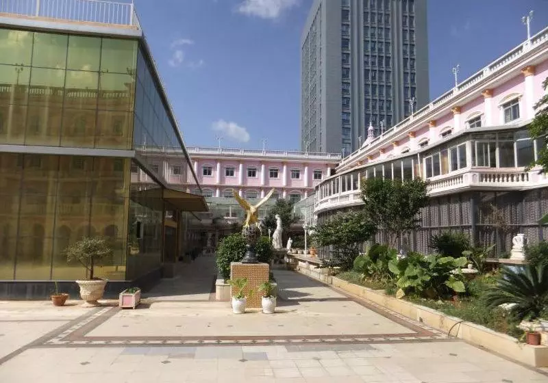 Fotos del hotel Royal Garden:  4