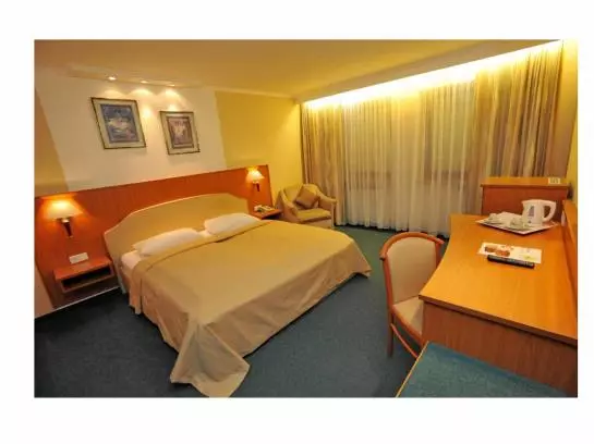 Fotos del hotel Langwasser Messe Nichtraucher:  2