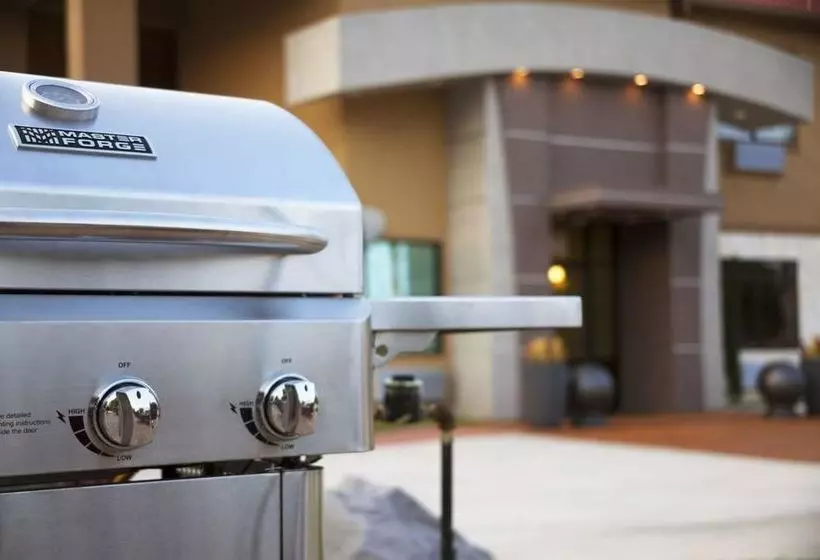 Fotos del hotel Days Inn & Suites By Wyndham Houston Northspring:  6