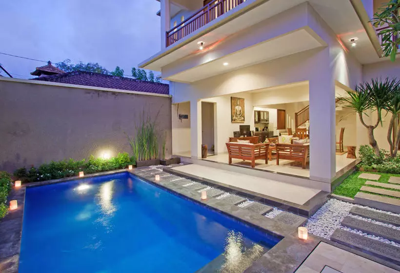 Fotos del hotel Villa Madhya:  12