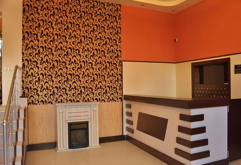 Fotos del hotel At Metro:  3