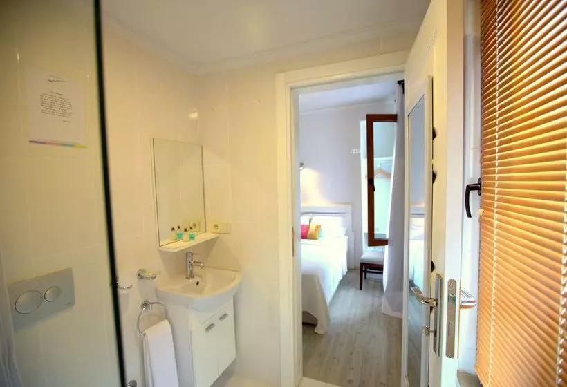 Fotos del hotel Corner Living Space:  22