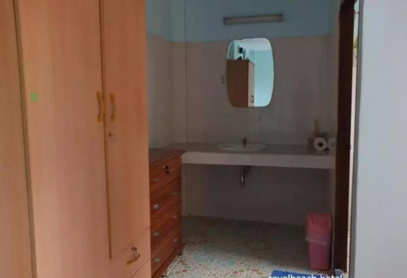 Fotos del hotel Royal Beach Guest House:  8