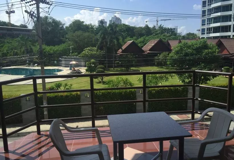 Fotos del hotel Marsi Pattaya:  8