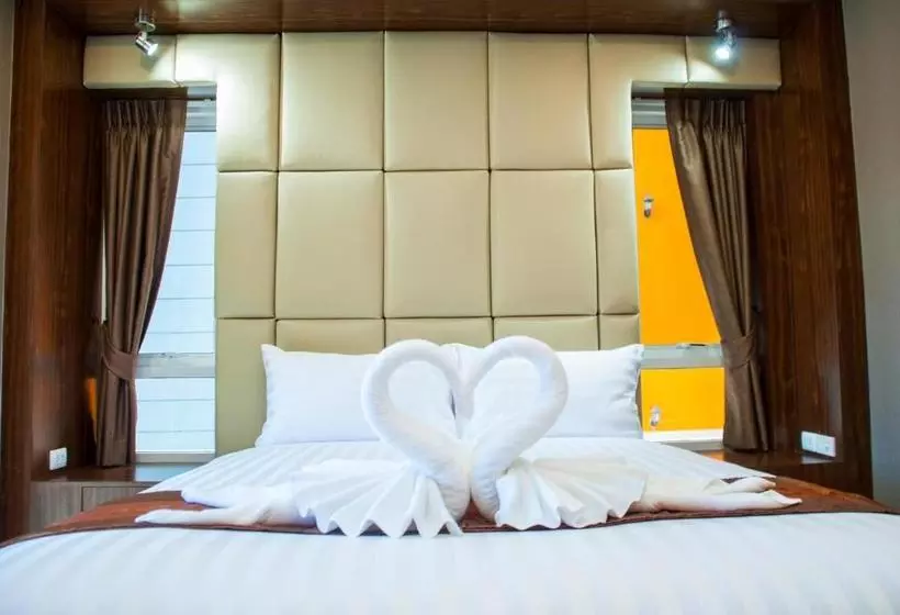 Fotos del hotel Family Residence:  15