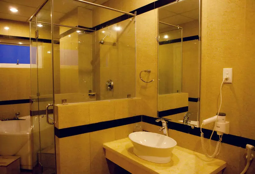 Fotos del hotel King Star  Thai Van Lung:  6