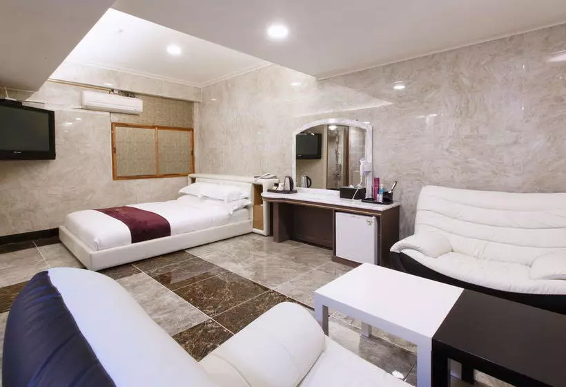 Fotos del hotel I.y:  22