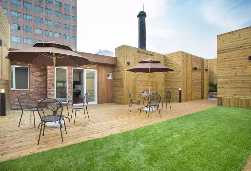 Fotos del hotel The Bs:  6