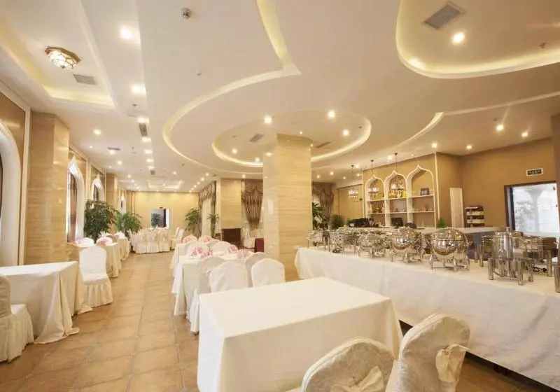 Fotos del hotel Central Asian:  3