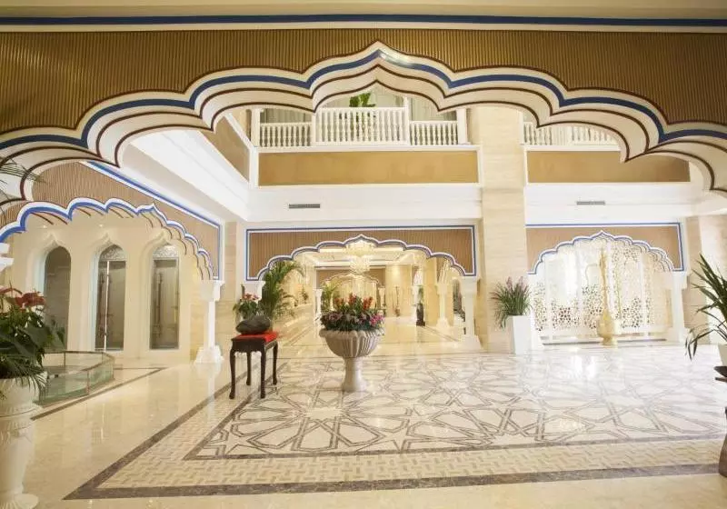 Fotos del hotel Central Asian:  6