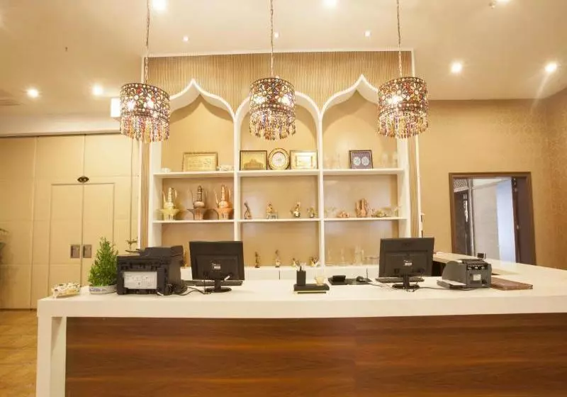 Fotos del hotel Central Asian:  8