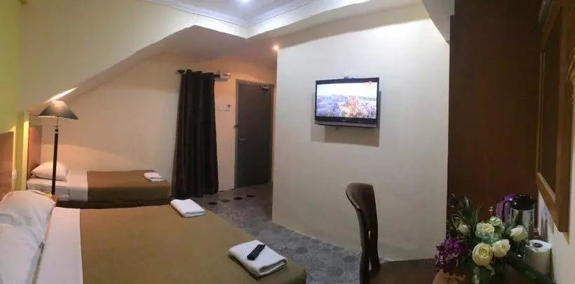 Fotos del hotel OYO 390 Mayview Glory Hotel:  20