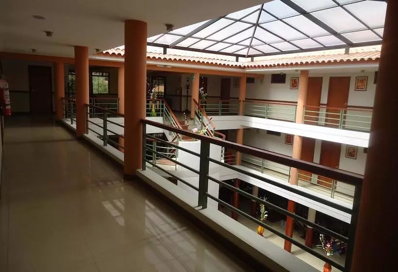 Fotos del hotel Tornado:  7