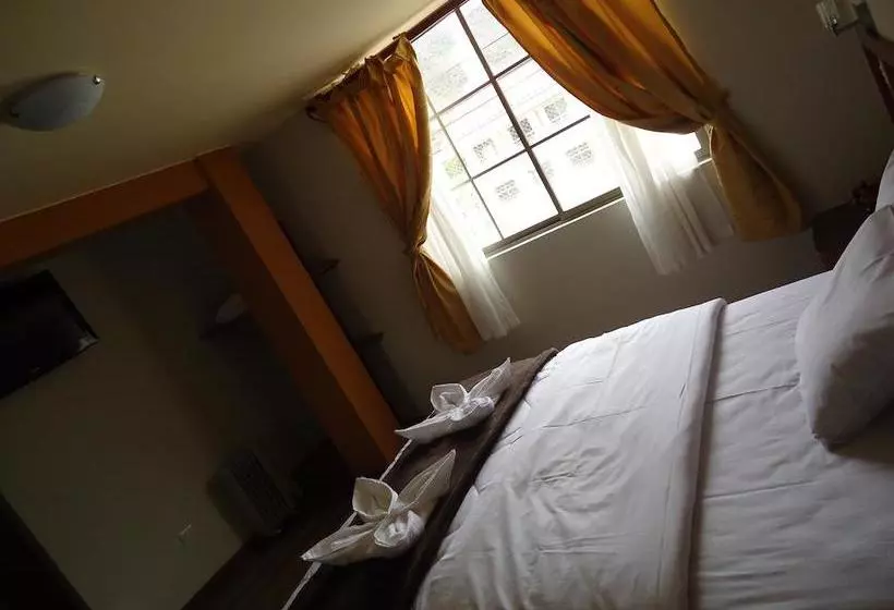 Fotos del hotel Tornado:  11