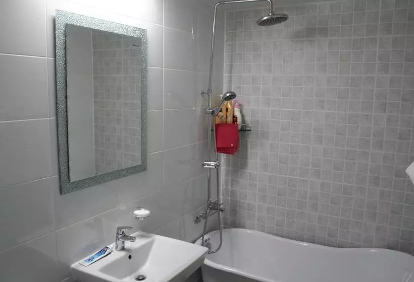 Fotos del hotel Y:  15