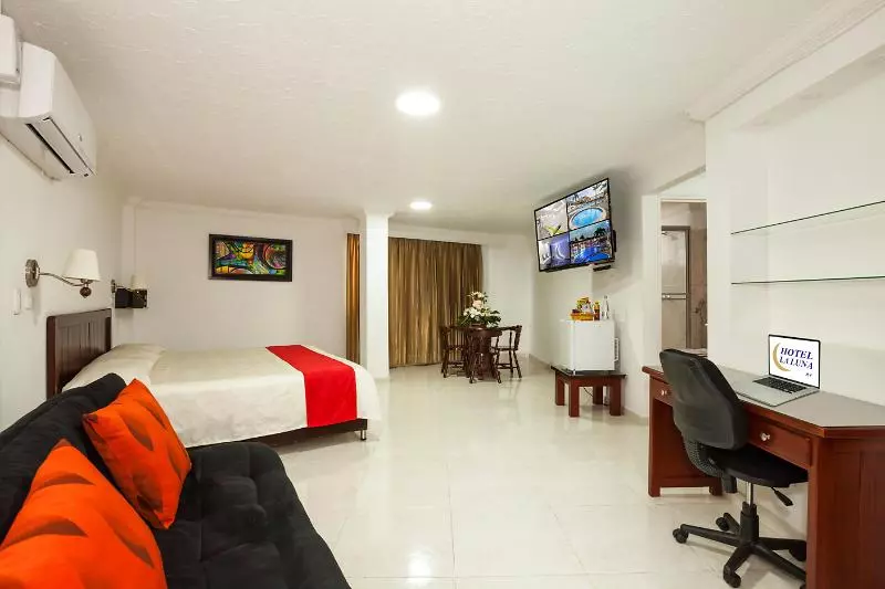 Fotos del hotel La Luna:  11