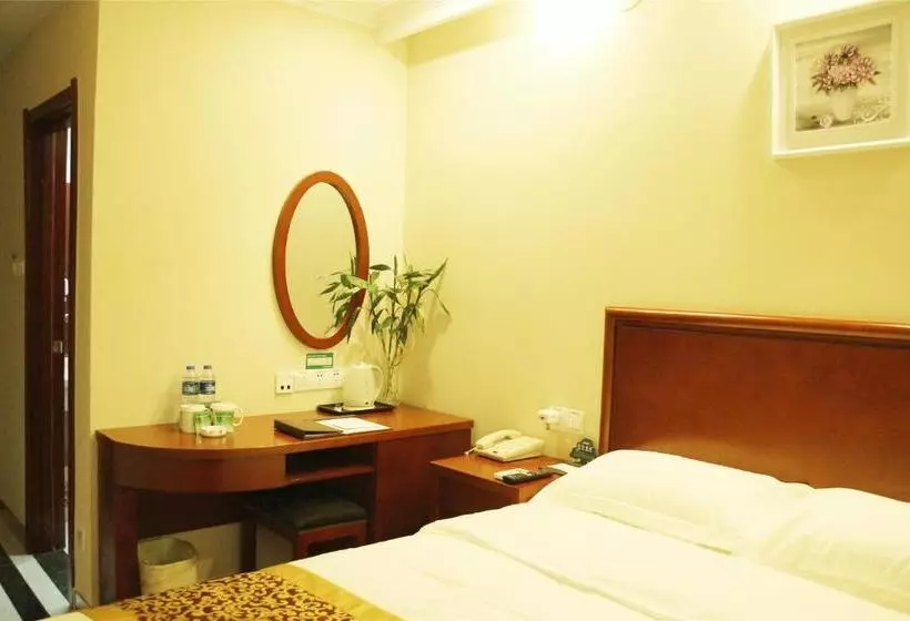 Fotos del hotel Greentree Inn Pudong Minlei Rd Station Chuansha Road:  6