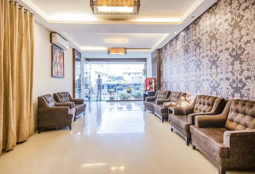 Fotos del hotel Fab Astra Electronic City:  2