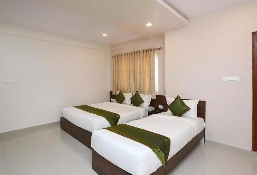 Fotos del hotel Treebo Trend Krishnaa Comfort:  6