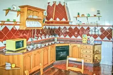 Cozy Home In El Gastor With Outdoor Swimming Pool - El Gastor