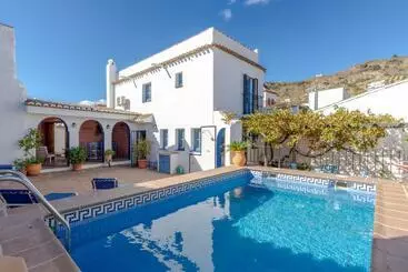 Rural Village With Amazing Views - Moclinejo